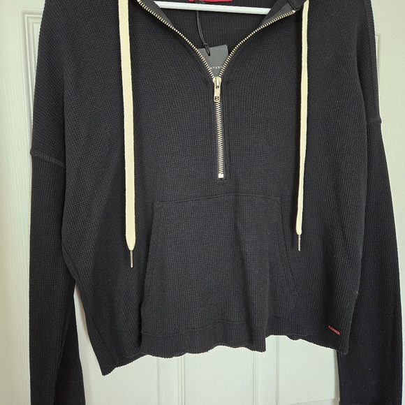 n: philanthropy half zip cropped hoodie - Picture 3 of 3